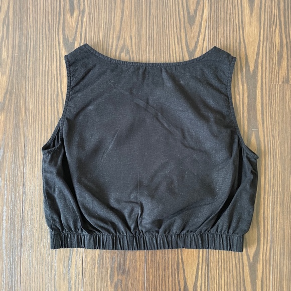 United Colors of Benetton - Crop Linen Top - Picture 2 of 4